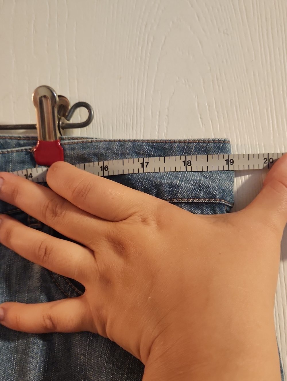 Women's Capris - Picture 5 of 7